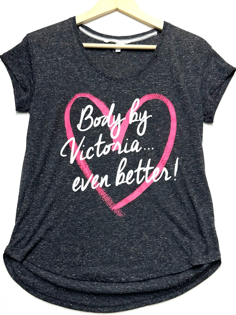 Victoria’s Secret Body by Victoria Graphic Tee XS Gray Pink Heart Hi Low